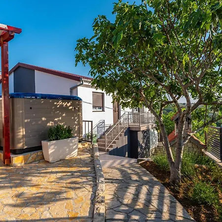 Cozy In With Wifi Apartman