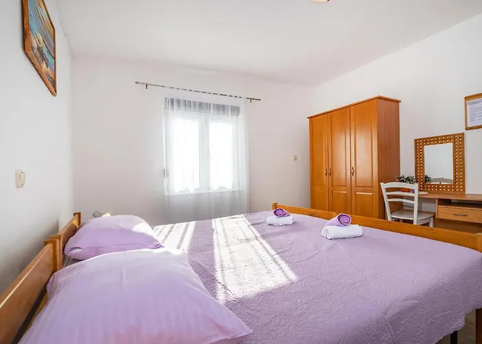 Διαμέρισμα Cozy In With Wifi Rovanjska